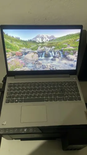  Notebook Lenovo IdeaPad 3 - Intel Core i3 11ª Geração | SSD 240 GB | Windows 11