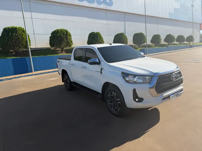 Toyota Hilux CD SRV 4X4 2.7 Flex 16V Aut. 2021
