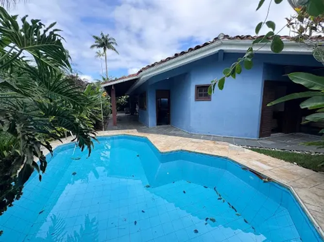 Casas a Venda na Praia do Engenho-Sao Sebastiao-SP.