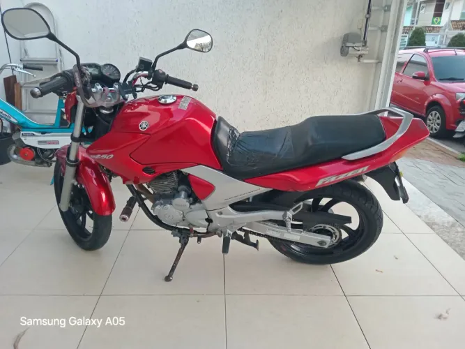 FAZER 250 2006COM 80.000