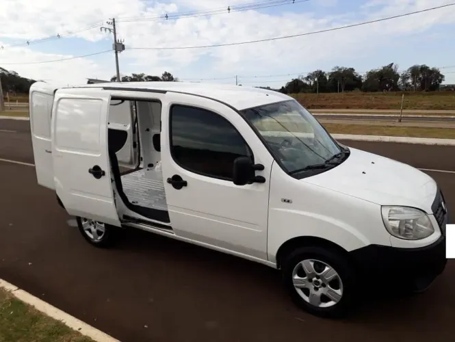 Fiat Doblo Cargo 1.4 MPI Fire Flex 8V 3P 2015