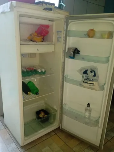 GELADEIRA