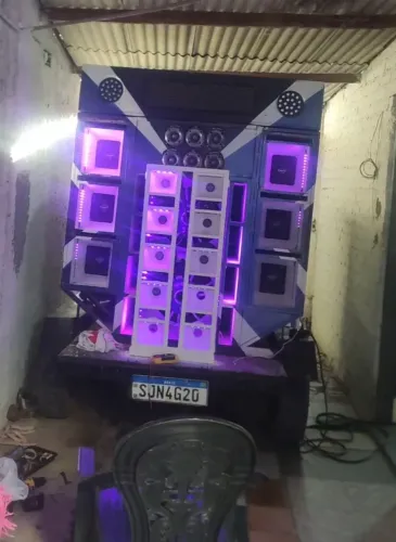 VENDO OU TROCO PAREDÃO