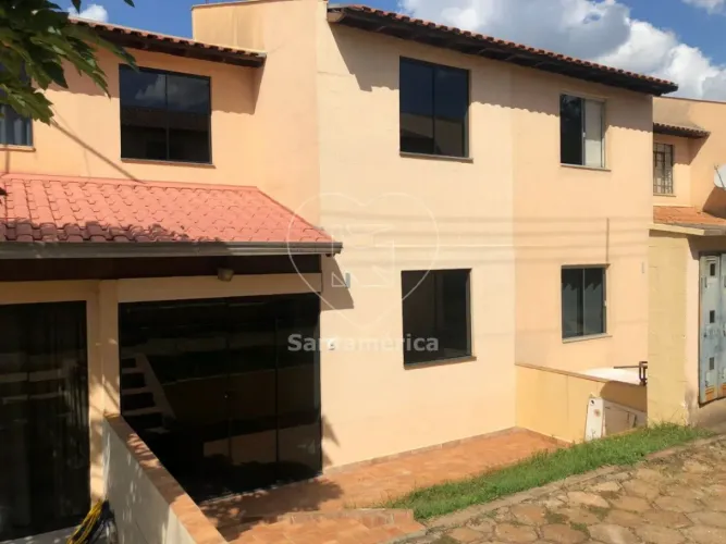 Casa para locação e venda no condomínio Aurora Tropical com 2 quartos, na Região Oeste de