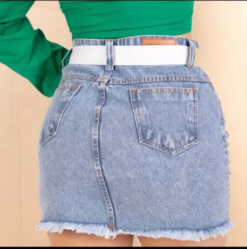 Saia jeans desfiada com cinto 