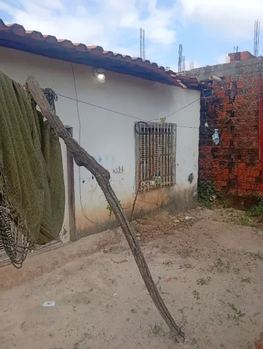 Vendo uma casa