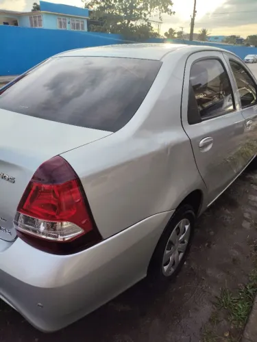 Toyota Etios X Sedan 1.5 Flex 16V 4P Mec. 2020