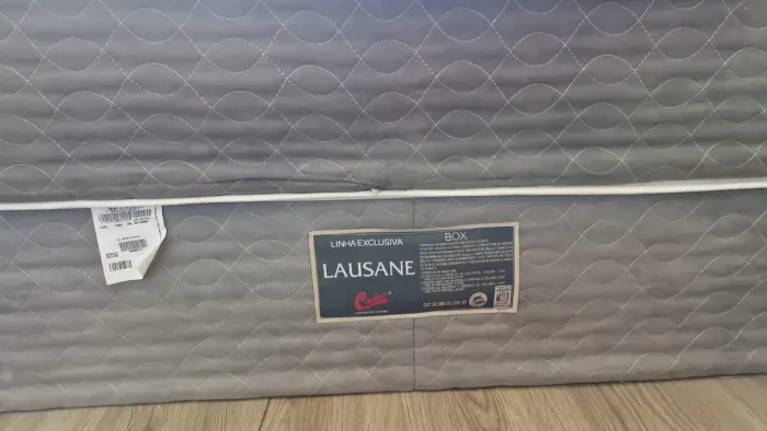 Vendo Box para cama Queen Castor