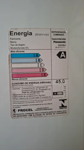Vende geladeira Frost Free Panasonic