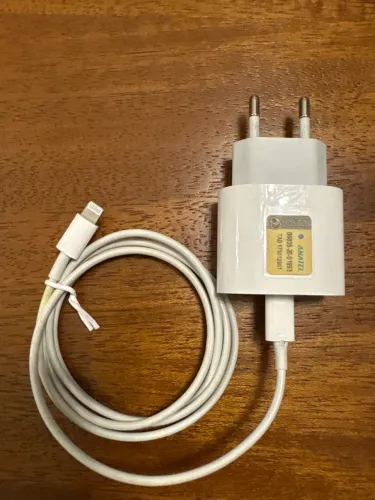 Carregador ORIGINAL iPhone 20W com cabo Lightning