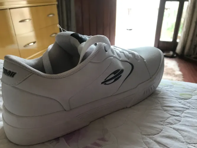 Tênis mormaii branco novinho nuca usado