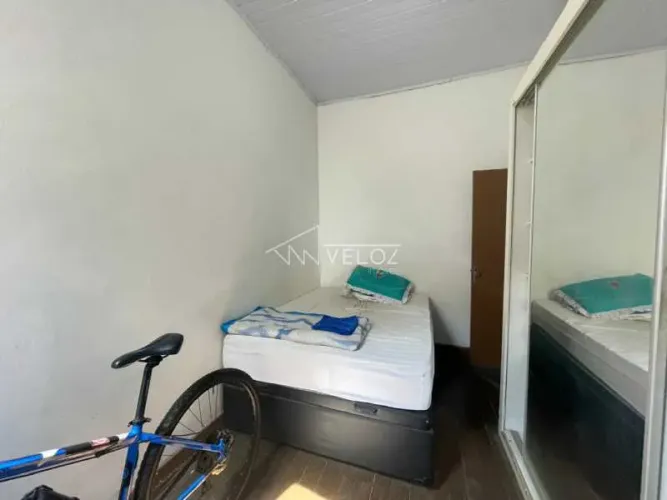 Casa de rua - Sobrado / Residencial / Catete