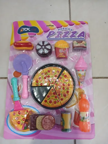 Brinquedo de comida com pizza