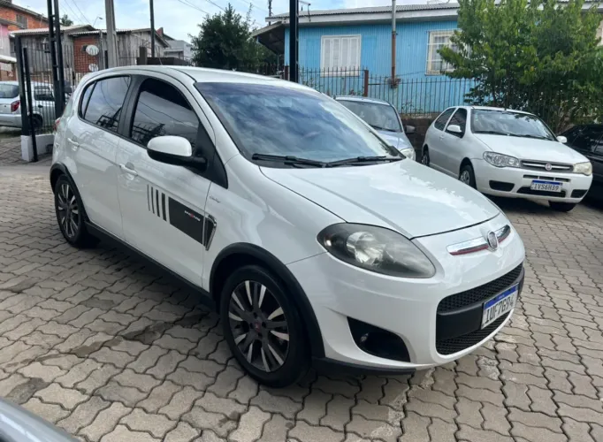 Fiat Palio Sporting Dualogic 1.6 Flex 16V 5P 2013