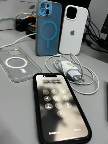 IPhone 15 128 Gb preto, estado de novo