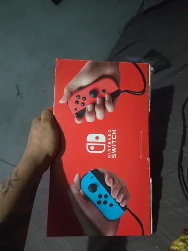 Caixa nintendo switch v1 e v2