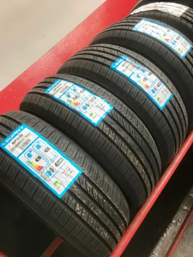 Pneu 205/60 aro 15 Saveiro Spin Strada