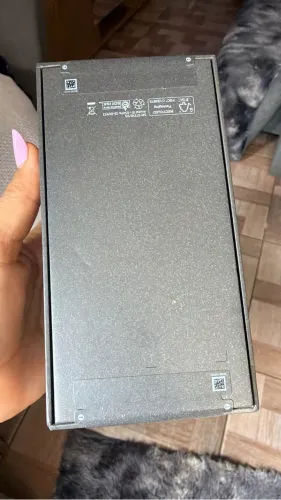Samsung S25 FE Lacrado pra vender logo