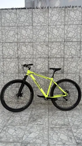BICICLETA 29, 3 MES DE USO COM NOTA