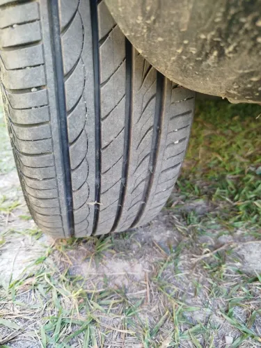 Rodas Chevrolet Calibra raras originais aro 15,com pneus delinte 185/45/15 novos!