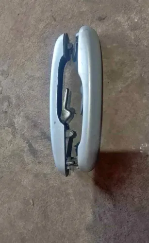 Vendo maçaneta Santana 2000