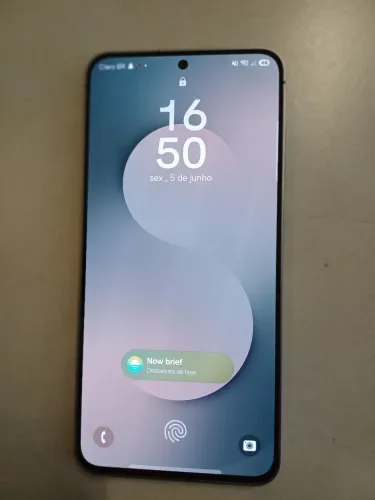 Samsung Galaxy S25 FE