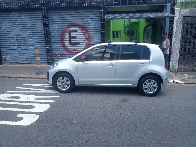 Volkswagen Up! Move 1.0 TSI Total Flex 12V 5P 2018