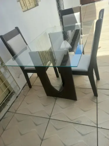 Mesa à venda!