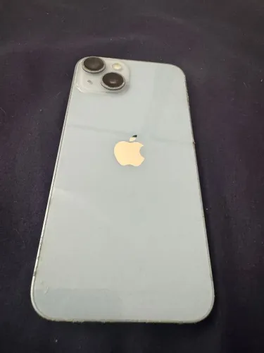Iphone 14 com 84 %de bateria