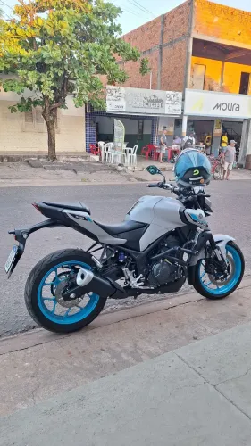 vendo mt 03 novíssima