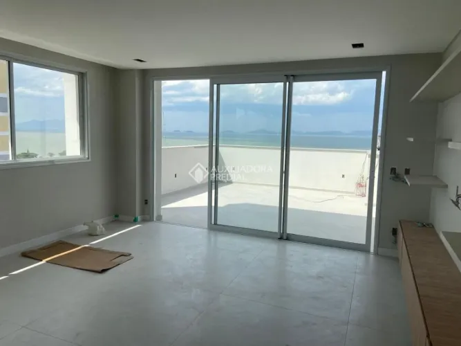 Apartamento NOVO, 2 quartos com suíte - Barreiros, São José