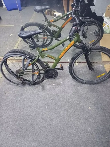 Bicicleta caloi maxfront obs conserto  câmara de ar