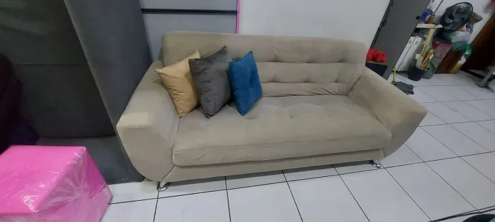 SOFÁ 3 LUGARES,