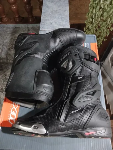 Bota Race Pró X11 Motociclista