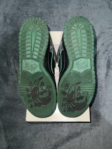 There x Nike SB Dunk Low Pro Anthracite and Gorge Green