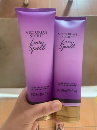 Hidratante victoria secret 50 às 2unid