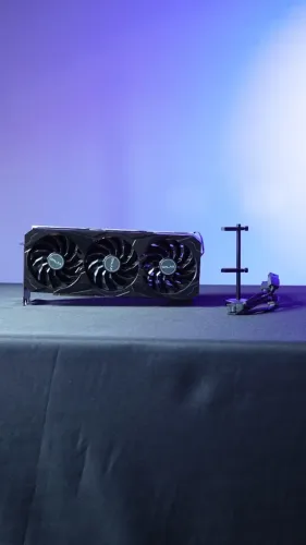 Placa de Vídeo Galax RTX 4090 SG 1-Click OC 24GB GDDR6X por R$13.999,00