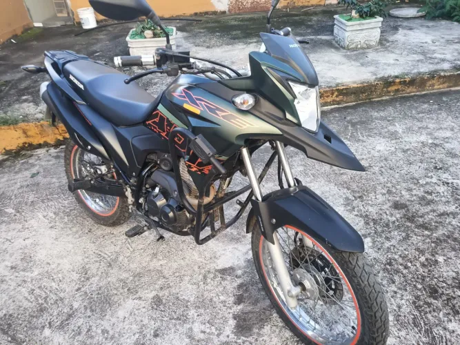 XRE 190 MUITO NOVA