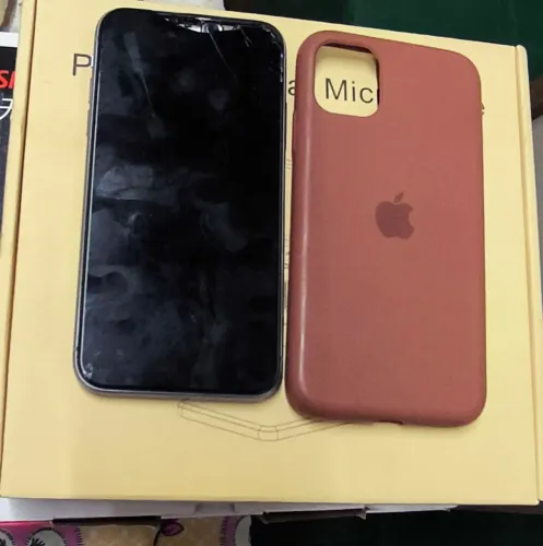 IPHONE 11 PRECISA DE REPARO NA PLACA