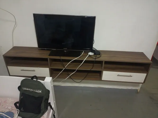 Tv e raquer