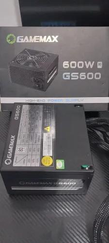 Fonte Gamemax GS600 600W ? 80 Plus White, PFC Ativo