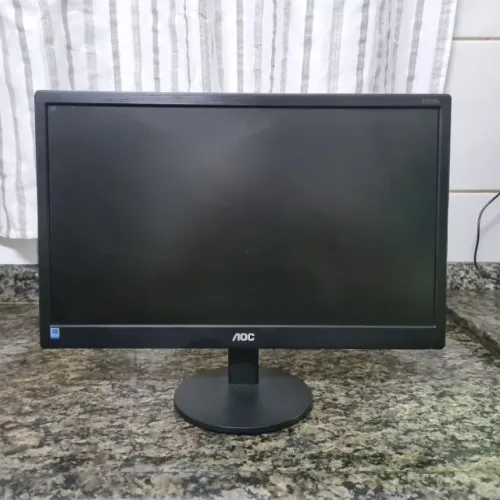 03 MONITORES AOC SEMINOVOS, EM ÓTIMO ESTADO