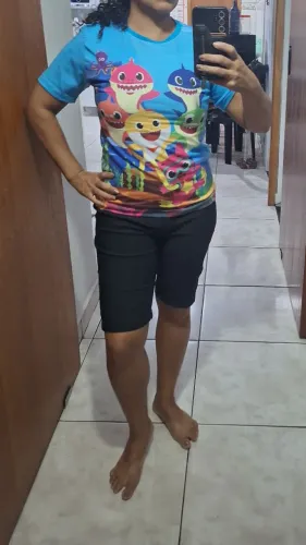 Camisas Baby Shark -  (camisa pai e mãe) LEIA O ANÚNCIO