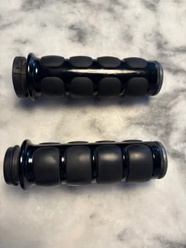 Manopla Kuryakyn Acelerador e cabo para Harley Davidson