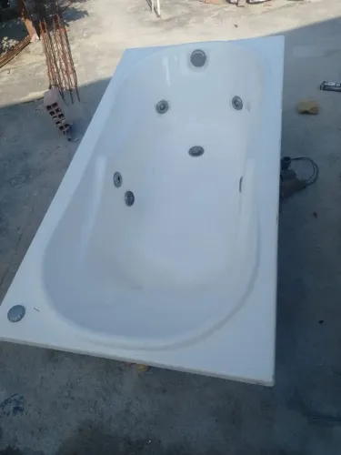 Banheira de hidromassagem 