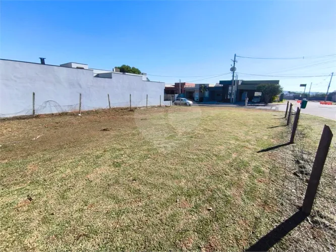 Terreno à venda em Residencial lago dos ipês - SP