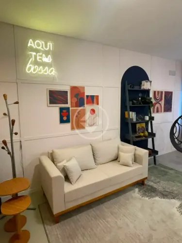 Imóvel para venda possui 51 metros quadrados com 1 quarto em Centro - Florianópolis - SC
