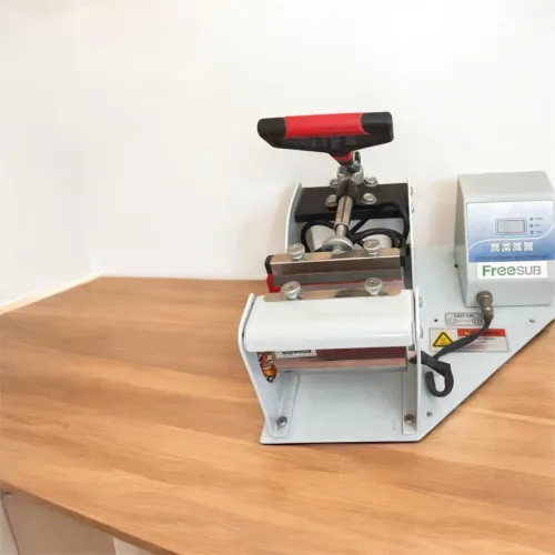 Vendo prensa térmica FreeSUB com controle digital de temperatura