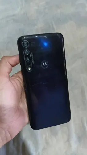 Moto g8 plus com defeito