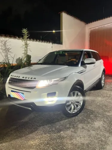 Land Rover Range Rover Evoque Pure 2.0 Aut. 5P 2014